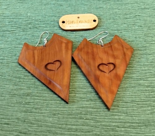 Laser engraved olive wood earrings -image2-1044